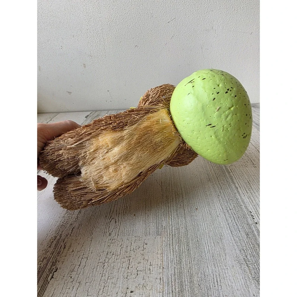 Vintage bottle brush Easter bunny rabbit egg spring sisal figurine decor‎